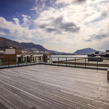New Penthouse With Sea View In Centrum Appartement Bergen