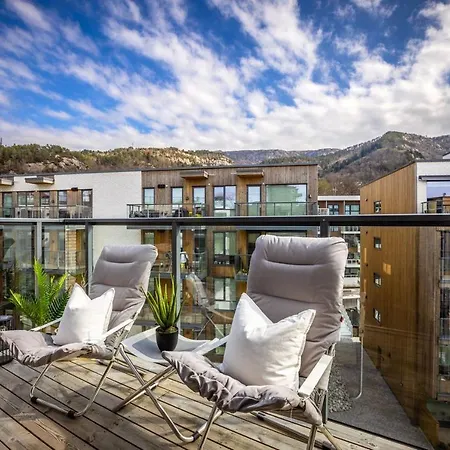 Daire New Penthouse With Sea View In Centrum Bergen